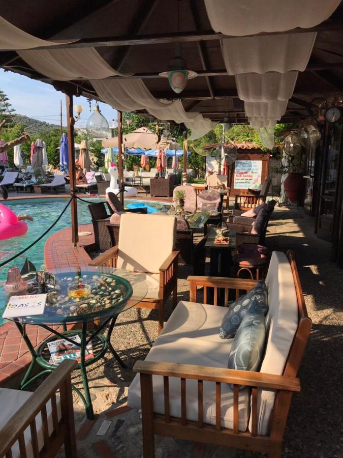 Aparthotel Oasis Skiathos Exterior foto